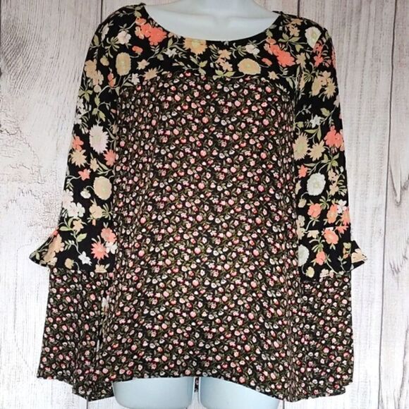 Whimsical NY Collection Bell Sleeves Ruffle Detail Bohemian Top Size Large - Picture 10 of 13